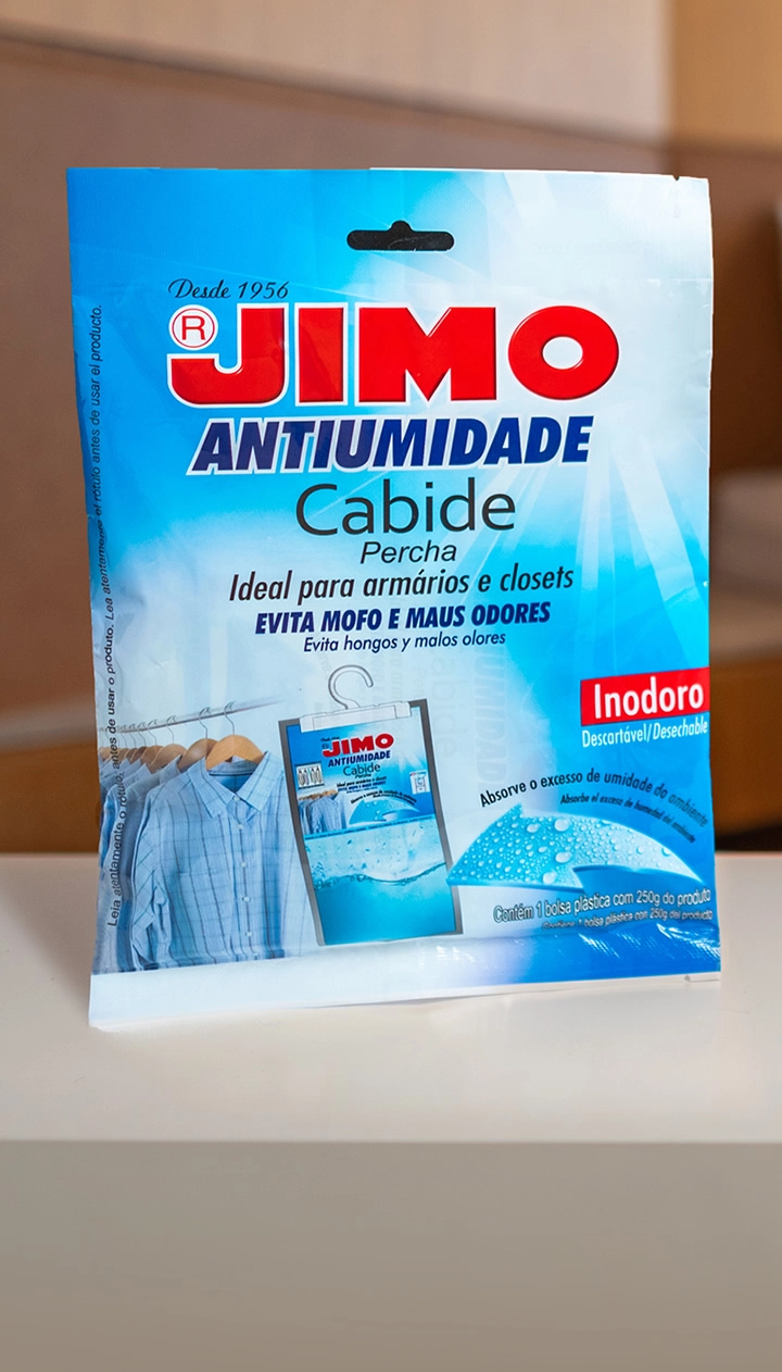 JIMO Antiumidade Cabide é a solução contra problemas causados pela umidade em armários e closets. ele absorve o excesso de umidade, prevenindo maus odores, mofo e corrosão.