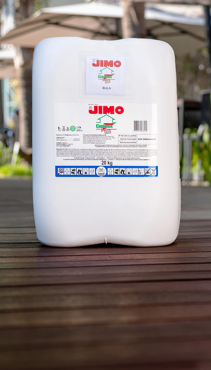 JIMO Cupinox Gel. Um produto indispensável na indústria de móveis e madeireiras, indicado para ser incorporado nas colas utilizadas em compensados, laminados, aglomerados e demais produtos de madeira. garante proteção extra contra infestações de insetos, prolongando a vida útil dos produtos.