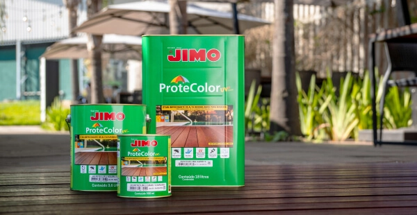 Produto JIMO ProteColor para proteção e acabamento de madeira